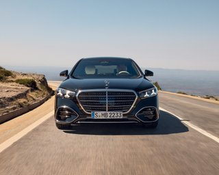 Mercedes знайшла проблему з гальмами у своїх флагманів: які автомобілі під загрозою
