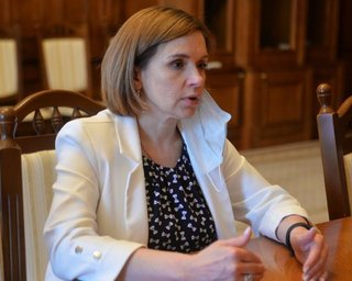 Глава МОН опровергла фейк о полном переходе на дистанционное обучение в школах