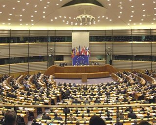 Европарламент призывает ЕС признать новое правительство Ливии