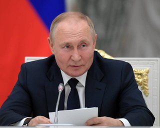 В Госдепе США сомневаются, что кто-то арестует Путина, пока он президент РФ