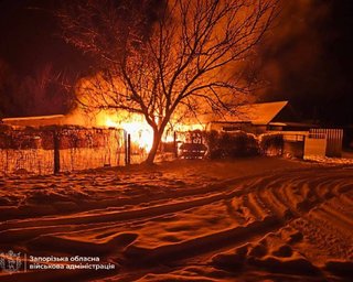 РФ атаковали "Шахедами" Харьков и Запорожье: горят дома, есть погибшие (видео)