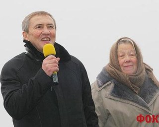 Закрыли приемные Черновецкого, которые раздавали гречку