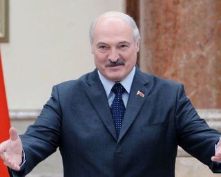 Лукашенко напомнил Зеленскому о братских связях