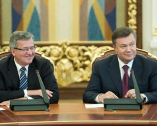 Коморовский признался, что советовал Януковичу провести перевыборы в спорных округах