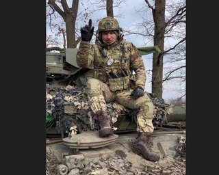 "Даем бой на подступах": боец ВСУ рассказал об обороне Бахмута (видео)
