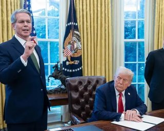 "Сигнал Росії": у Трампа назвали угоду про надра "історичною" та пояснили її значення для країн