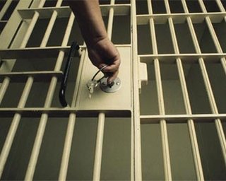 Экс-глава Гостаможни и экс-судья Зварыч сидят в одной камере