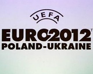 Символику Евро-2012 запретили использовать до следующего лета