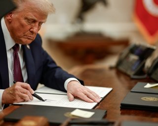 Санкції проти Росії: Трамп збирається підписати новий законопроєкт, однак висуває одну вимогу, — Reuters