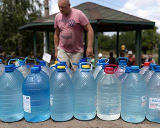 Часть оккупированного Крыма осталась без воды и света: что известно