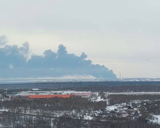 РФ масово атакували БПЛА: горять НПС у Нижньогородській області та підприємство в Самарській (відео)