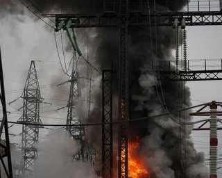 Графіки не діють: у Києві та кількох областях — екстрені відключення світла