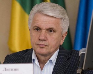 Литвин: Украина использует веб-камеры на выборах в Раду по примеру россиян