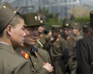 Видали трохи біноклів: чим Москва озброїла війська КНДР, — ГУР
