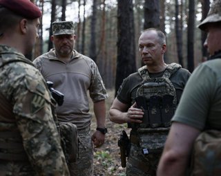 Напружена обстановка: на Куп'янському напрямку ЗС РФ стягують нові сили, — Сирський (фото)