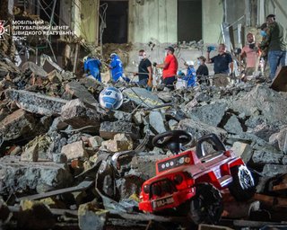 "Був у критичному стані": помер хлопчик з Охматдиту, зруйнованому ракетою ЗС РФ, — МОЗ