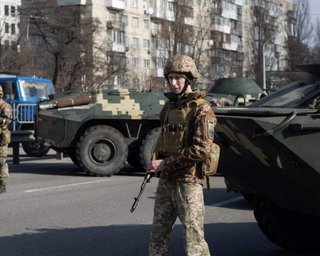 В двух областях Украины ввели продленный комендантский час: какие причины