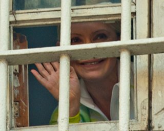 Тимошенко требует от оппозиции до лета обнародовать список кандидатов в депутаты