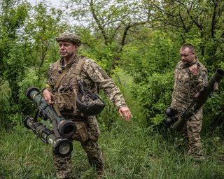 ВСУ заходят с флангов: украинские военные идут вперед под Бахмутом, – Череватый