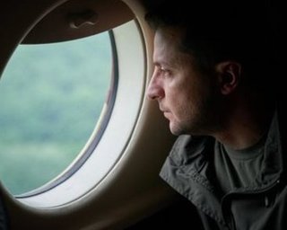 Зеленський прилетів у Вашингтон на зустріч із Джо Байденом, — ЗМІ