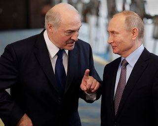 Лукашенко и Путин договорились: Россия готова помочь Беларуси при первом запросе