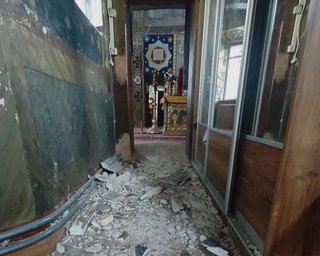 Росіяни пошкодили церкву УПЦ МП на Подолі: у ній хрестили Булгакова (фото)