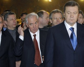 Клюев не будет возглавлять предвыборный штаб Партии регионов, – Янукович