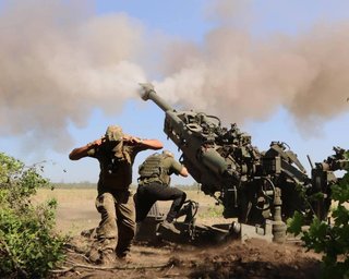 Під Херсоном ЗСУ знищили 18 росіян, 2 склади боєприпасів, 2 мінометні установки "Нона-С", — ОК "Південь"