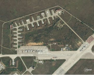 Взрывы в Крыму: под удар попал военный аэродром "Саки", – соцсети (видео)