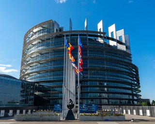 Бюджетна суперечка в ЄС: Україна може залишитися без 50 млрд євро, — FT