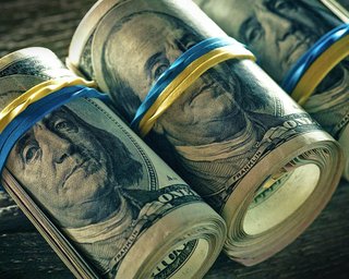 Бьет рекорды: госдолг Украины за месяц увеличился на 4 миллиарда долларов