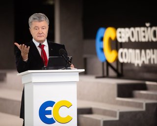 Порошенко порадовался за результат Кличко на выборах. Кличко ранее открещивался от его поддержки