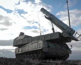 Збито всі 16 ракет, уламки пошкодили дитячий майданчик: підсумки обстрілу Києва військами РФ