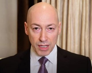 Гордон назвал себя учеником Кашпировского и признался в практике "шаманского" гипноза