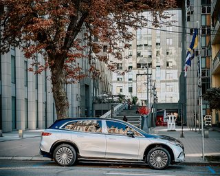 У Києві "засвітився" ультралюксовий електричний кросовер Maybach (фото)