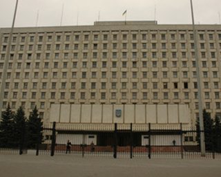 Рыбак предлагает назначить перевыборы по округам Домбровского и Балоги