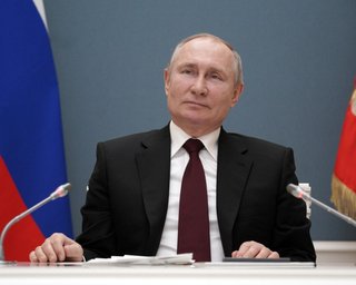 Проект "Главный зритель": бывший шеф-редактор "Вестей" раскрыл как Путину годами готовили отдельные выпуски новостей
