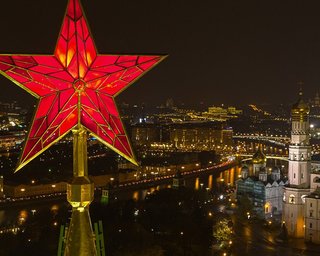 Нічний виклик для ППО Москви: Собянін заявив про 136 збитих дронів і збої авіарейсів