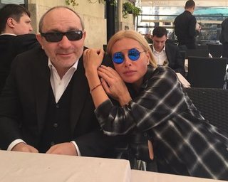 "Ты ушел победителем". Жена и пасынок Кернеса подтвердили его смерть