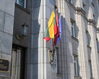 Литва призывает усилить санкции против России из-за раздачи паспортов жителям ОРДЛО
