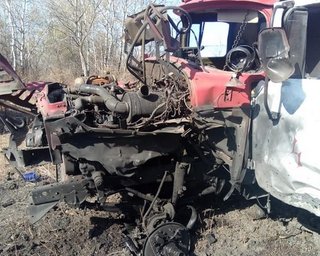 На Донбассе подорвалась на взрывном устройстве пожарная машина: трое пострадавших