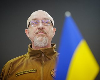 "Леопарди" від 8 країн та ППО: Резніков перед "Рамштайном" поговорив з головою Пентагону