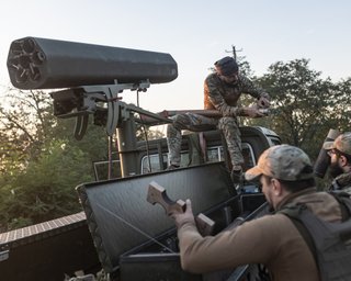 Бої за Бахмут повторюються: війська РФ активно штурмують Торецьк, які перспективи у міста