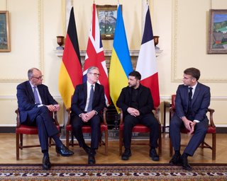 Зустріч Зеленського, Мерца, Макрона та Стармера: президент України мовчки залишив перемовини