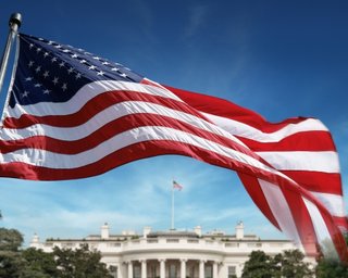 На президентских выборах в США досрочно проголосовали уже почти 59,5 миллионов американцев