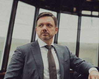Набсовет "Укрэксимбанка" принял отставку Мецгера с поста главы правления