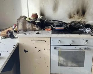 Вибиті вікна й зруйнувана перегородка: у Росії кіт влаштував вибух у квартирі