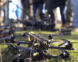 ВСУ и ВС РФ мотоциклами защищаются от FPV: боец рассказал о боях за Часов Яр (видео)