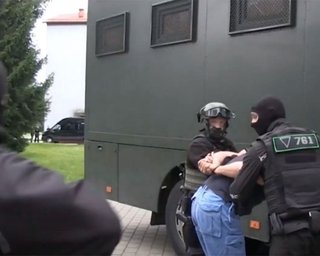 За сочувствие убитому Андрею Зельцеру. КГБ Беларуси за сутки задержал около 50 человек (список)