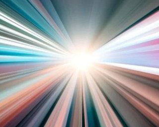 Частинка світла ставить під сумнів теорію відносності Ейнштейна: її не повинно існувати